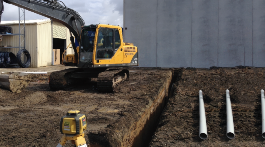 commercial drainage systems deep trench excavation