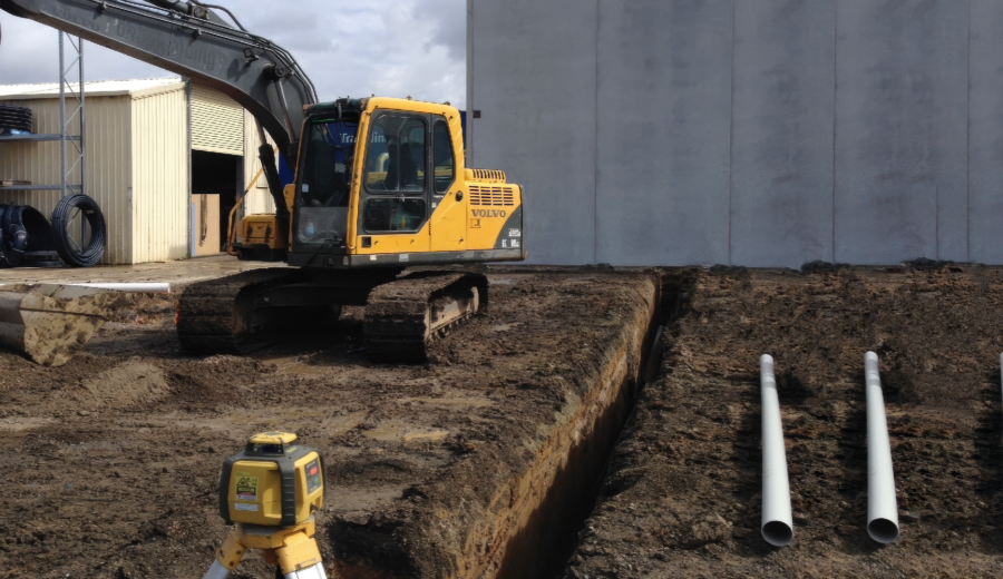 commercial drainage systems deep trench excavation